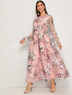 Цветочное плиссированное платье из органзы с оригинальным рукавом