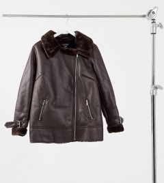 Темно-коричневая куртка-авиатор с отделкой из искусственного меха New Look Curve-Коричневый цвет