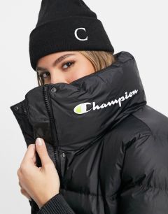 Короткая куртка черного цвета с логотипом Champion-Черный цвет