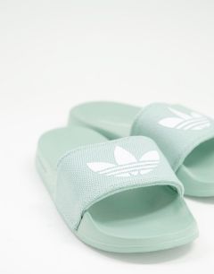 Шлепанцы бледно-зеленого цвета adidas Originals Adelette Lite-Зеленый цвет
