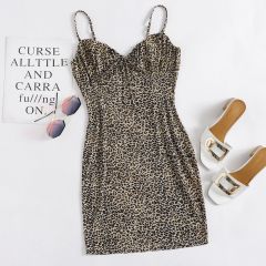 Платье с леопардовым принтом и узлом