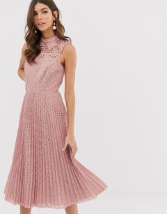 Платье мини без рукавов, с высоким воротом, кружевной отделкой, вышивкой ришелье и плиссировкой ASOS DESIGN-Розовый