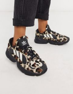 Кроссовки с леопардовым принтом adidas Originals Yung 1-Мульти