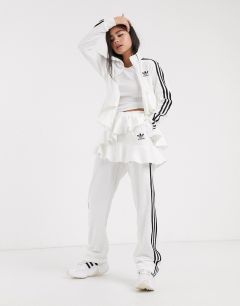 Светлые спортивные штаны с оборками adidas Originals x J KOO-Белый
