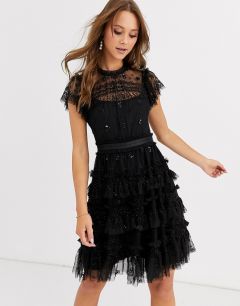 Черное ярусное платье мини с вышивкой Needle & Thread-Черный