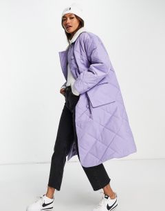 Стеганое пальто средней длины с контрастным воротником из искусственного меха Annorlunda-Фиолетовый цвет