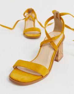 Желтые босоножки на пробковом каблуке с завязкой на щиколотке Public Desire - Vogue-Желтый
