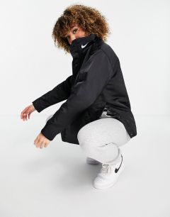 Черная нейлоновая куртка с логотипом Nike-Черный