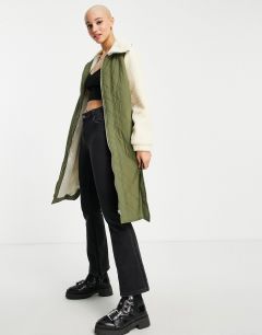 Зеленая удлиненная стеганая куртка с искусственным мехом Pieces-Зеленый цвет