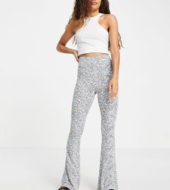 Расклешенные трикотажные брюки с цветочным принтом Topshop Petite-Multi
