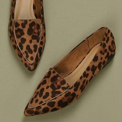 Леопардовые остроконечные туфли на плоской подошве