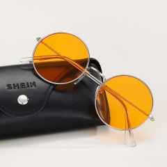 Мужские солнцезащитные очки с тонированными линзами в круглой оправе