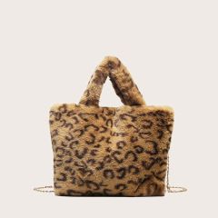 Плюшевая сумка на руку с леопардовым принтом