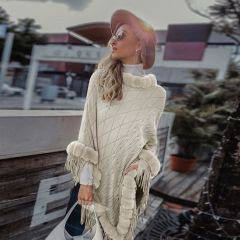 Вязаный свитер-пончо с искусственным мехом