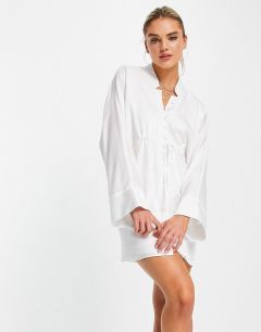 Атласное платье-рубашка свободного кроя с оборками спереди ASOS DESIGN-Белый