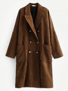 ДДвубортное пальто из вельвет-корда с заниженной линией плеч
