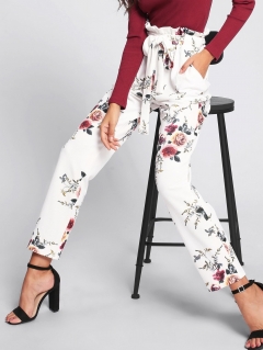 Модные брюки с поясом и цветочным принтом