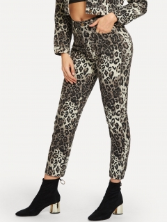 Леопардовые однобортные джинсы